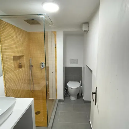 Agenzia Isotur Marealto פונזה